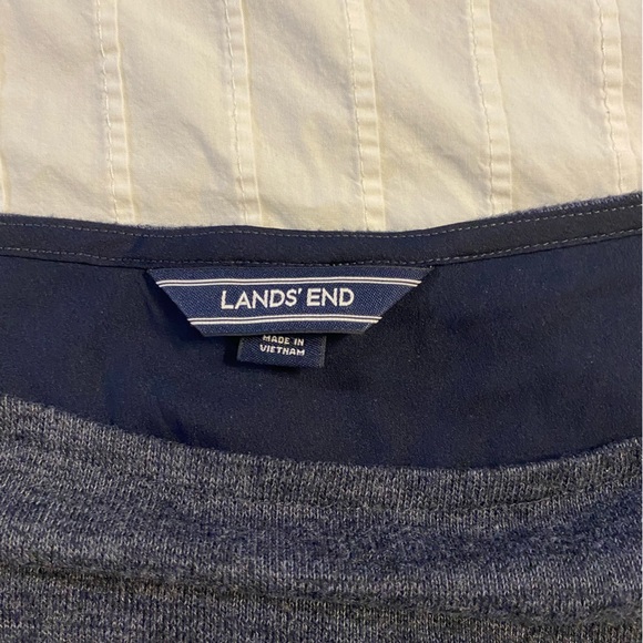 Lands End navy overlay top - Picture 6 of 6